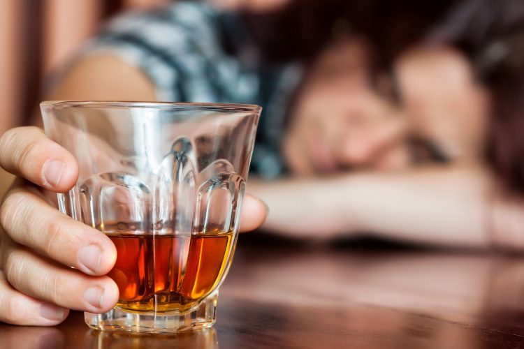 Допустимо ли пить алкоголь после тренировки: мнение экспертов